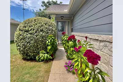 8800 White Ibis Drive #130, Austin, TX 78729 - Photo 2