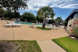 8800 White Ibis Dr, Austin, TX 78729 - Photo 20