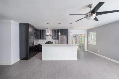 802 Prince Valiant Drive, Austin, TX 78745 - Photo 4