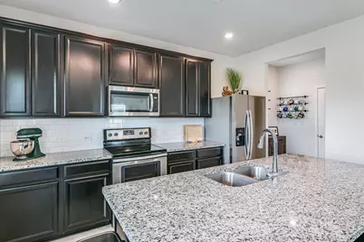 510 Mossy Rock Drive, Hutto, TX 78634 - Photo 12