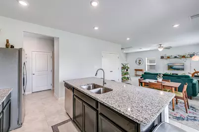 510 Mossy Rock Drive, Hutto, TX 78634 - Photo 14