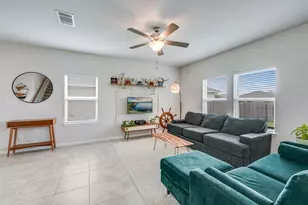 510 Mossy Rock Dr, Hutto, TX 78634 - Photo 6