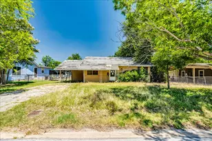 1408 Circle Dr, Round Rock, TX 78664 - Photo 2