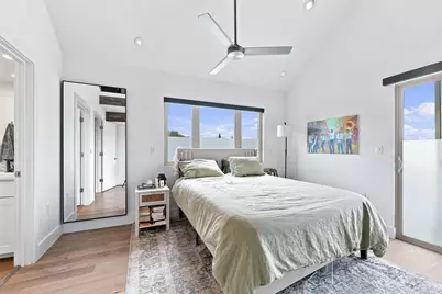 2800 Crest Avenue #B, Austin, TX 78702 - Photo 18
