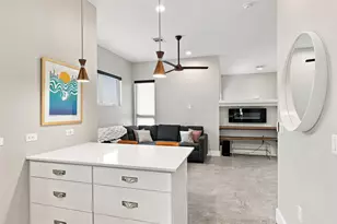 2800 Crest Ave, Austin, TX 78702 - Photo 14