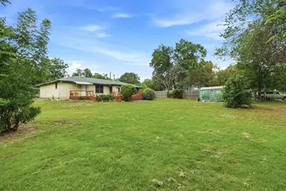 208 N Cedar Street, Buda, TX 78610 - Photo 14