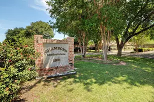 1601 Faro Dr, Austin, TX 78741 - Photo 2