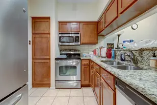 2901 San Jacinto Blvd, Austin, TX 78705 - Photo 2