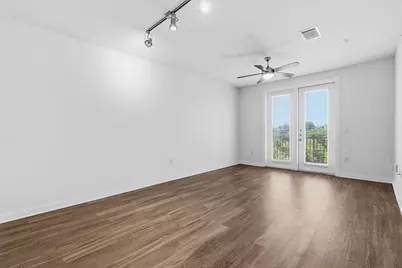 1900 Barton Springs Road #4016, Austin, TX 78704 - Photo 4