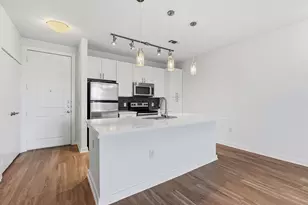 1900 Barton Springs Rd, Austin, TX 78704 - Photo 14