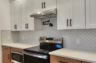 113 Mokulua Ln, Bastrop, TX 78602 - Photo 10