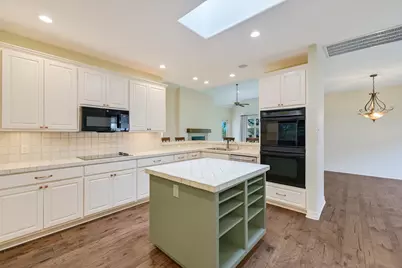 2300 Founders Circle, Spicewood, TX 78669 - Photo 8