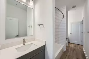 3213 Zach Scott St, Austin, TX 78723 - Photo 10