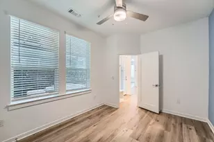 3213 Zach Scott St, Austin, TX 78723 - Photo 12