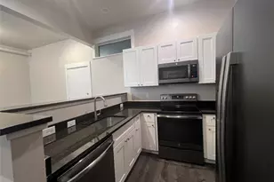 809 Vance St, Taylor, TX 76574 - Photo 4