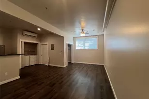 809 Vance St, Taylor, TX 76574 - Photo 2