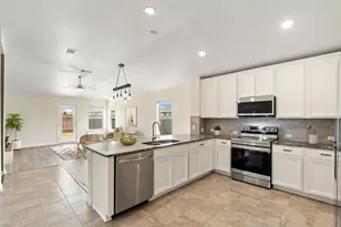 125 Evening Dusk Dr, Kyle, TX 78640 - Photo 10