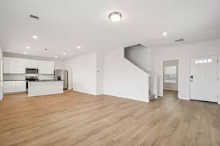 136 Honey Bee Rd, Jarrell, TX 76537 - Photo 10