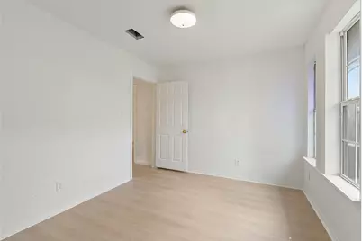 1010 Bird Creek Drive, Austin, TX 78758 - Photo 8