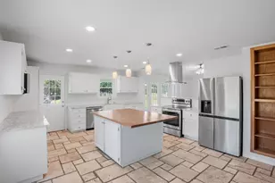 110 Live Oak Ln, Kerrville, TX 78028 - Photo 10