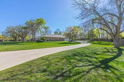 208 Highland Oaks Drive, Harker Heights, TX 76548 - Photo 34