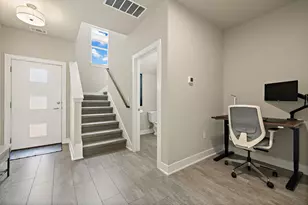 1913 Teagle Dr, Austin, TX 78741 - Photo 32