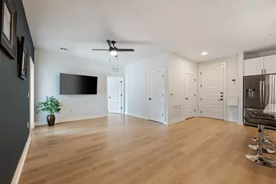 3101 W Govalle Avenue #111, Austin, TX 78702 - Photo 14