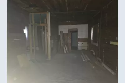 901 W 5th Street, Taylor, TX 76574 - Photo 6