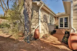 2203 Sunny Slope Dr, Austin, TX 78703 - Photo 26