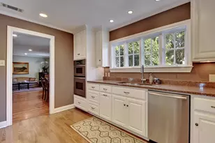 2203 Sunny Slope Dr, Austin, TX 78703 - Photo 12