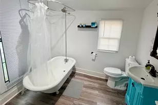 220 N Austin St, Buda, TX 78610 - Photo 6