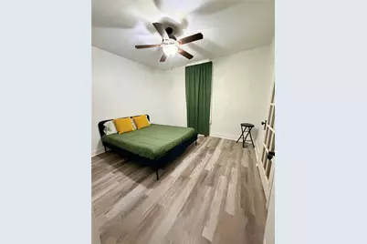 220 N Austin Street, Buda, TX 78610 - Photo 10