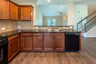710 Mitchell Dr, Hutto, TX 78634 - Photo 8