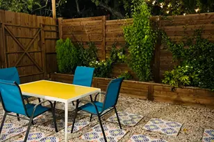 211 Lessin Ln, Austin, TX 78704 - Photo 12