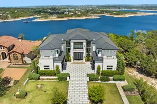 912 Watercliffe, Lago Vista, TX 78645 - Photo 2