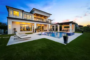 912 Watercliffe, Lago Vista, TX 78645 - Photo 2