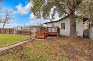 1709 Cecelia St, Taylor, TX 76574 - Photo 34