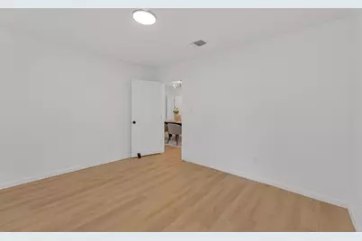 1709 Cecelia Street, Taylor, TX 76574 - Photo 28