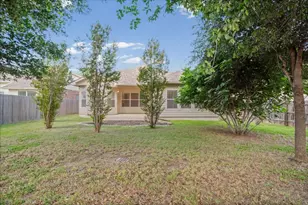 1404 Augusta Bend Dr, Hutto, TX 78634 - Photo 24