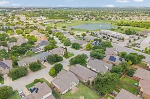 1404 Augusta Bend Dr, Hutto, TX 78634 - Photo 32