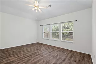 1404 Augusta Bend Dr, Hutto, TX 78634 - Photo 14
