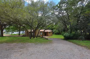 16013 Edwards Dr, Austin, TX 78734 - Photo 2