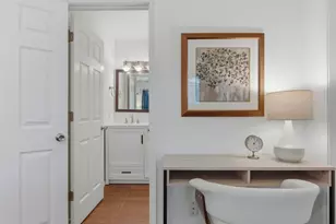 304 E 33rd St, Austin, TX 78705 - Photo 14