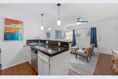304 E 33rd Street #11, Austin, TX 78705 - Photo 8