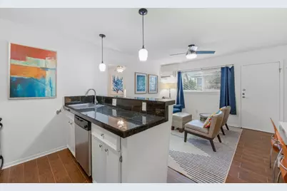 304 E 33rd Street #11, Austin, TX 78705 - Photo 8