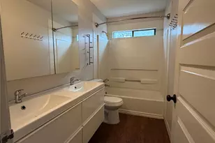 7404 Bethune Ave, Austin, TX 78752 - Photo 10
