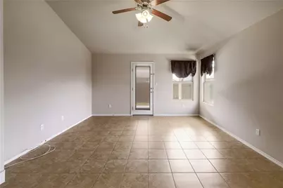 18736 Mangan Way, Pflugerville, TX 78660 - Photo 4