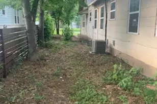 1913 W 38th St, Austin, TX 78731 - Photo 12