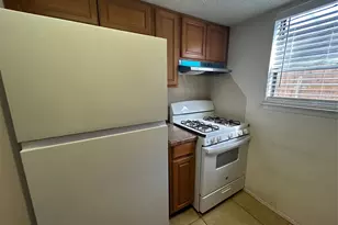 12415 Deer Falls Dr, Austin, TX 78729 - Photo 2