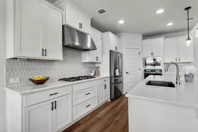 8509 Thompson Teal Trail, Austin, TX 78744 - Photo 8